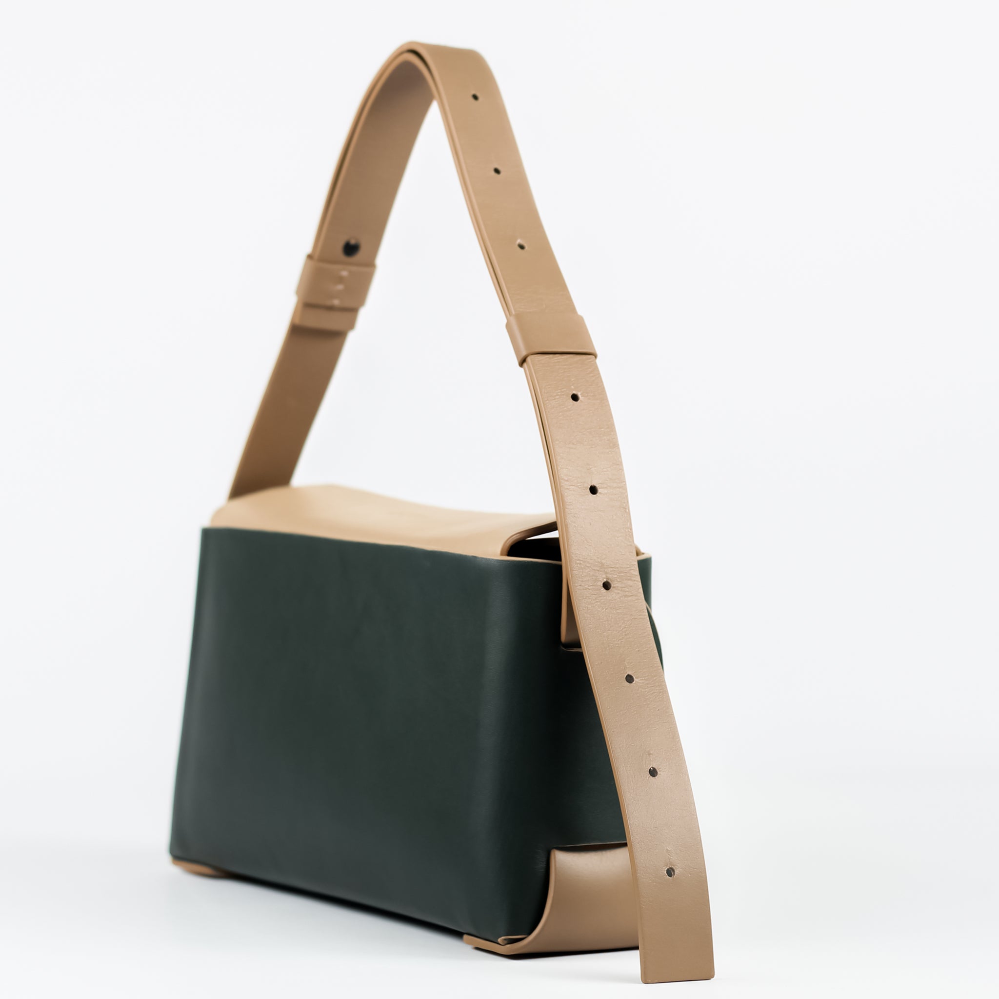 PRE ORDER - Elan shoulder bag in Metropolitan Duck