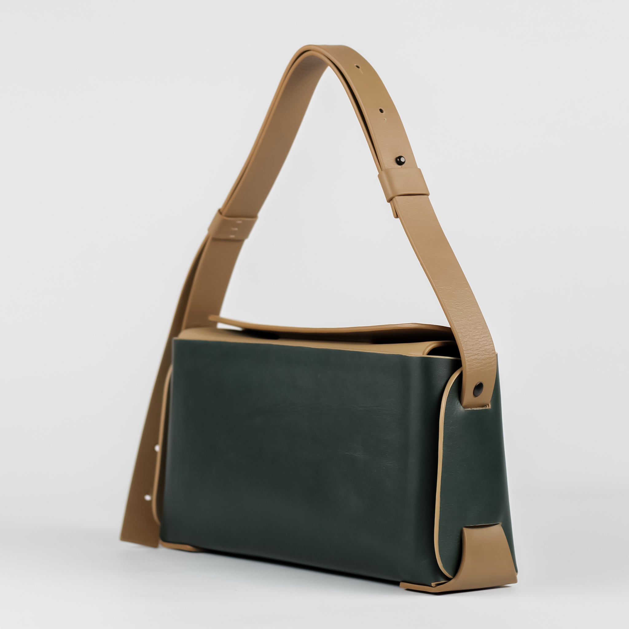 PRE ORDER - Elan shoulder bag in Metropolitan Duck