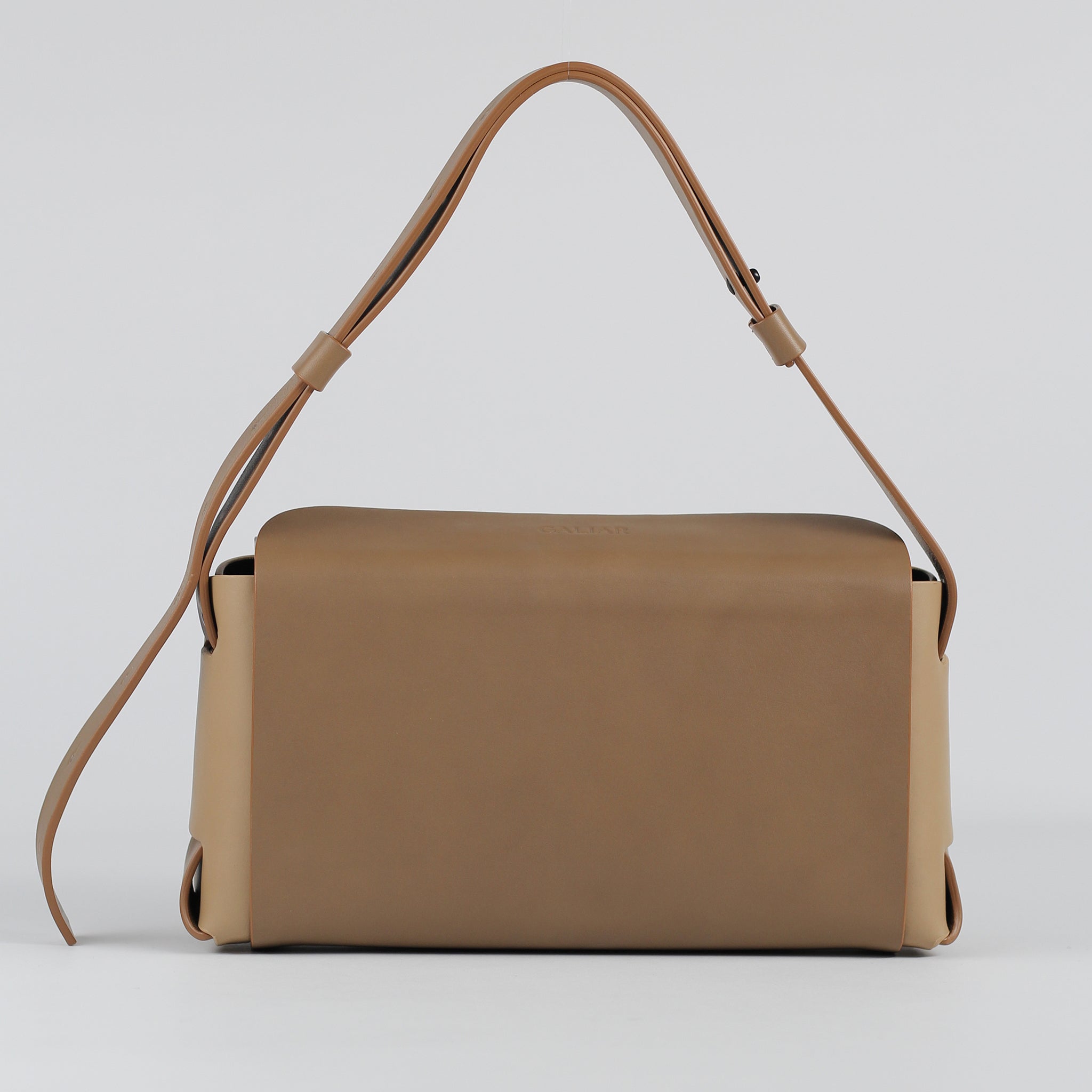 PRE ORDER - Eclat shoulder bag in Cappuccino