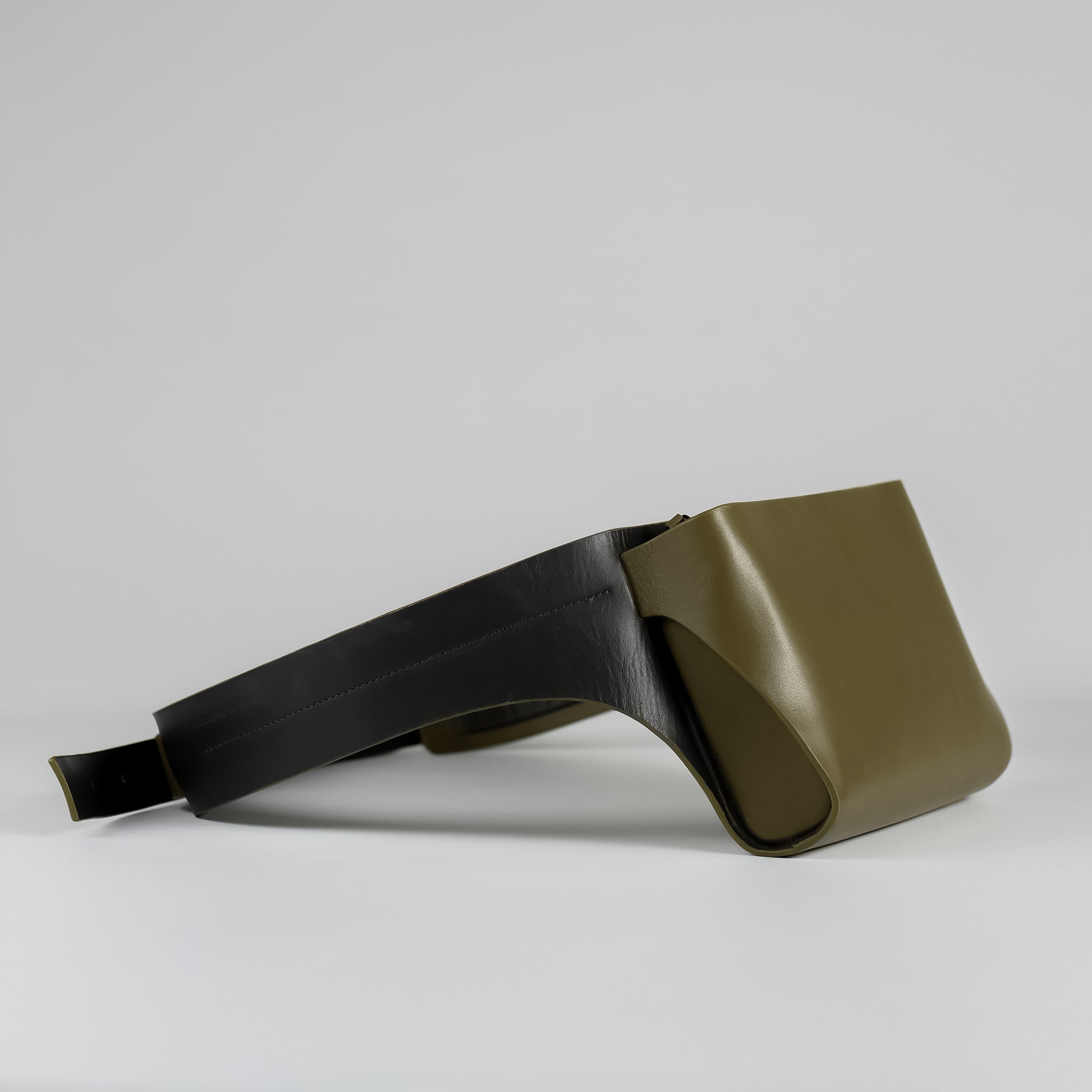 PRE ORDER - Nexus crossbody bag in Concrete Sage