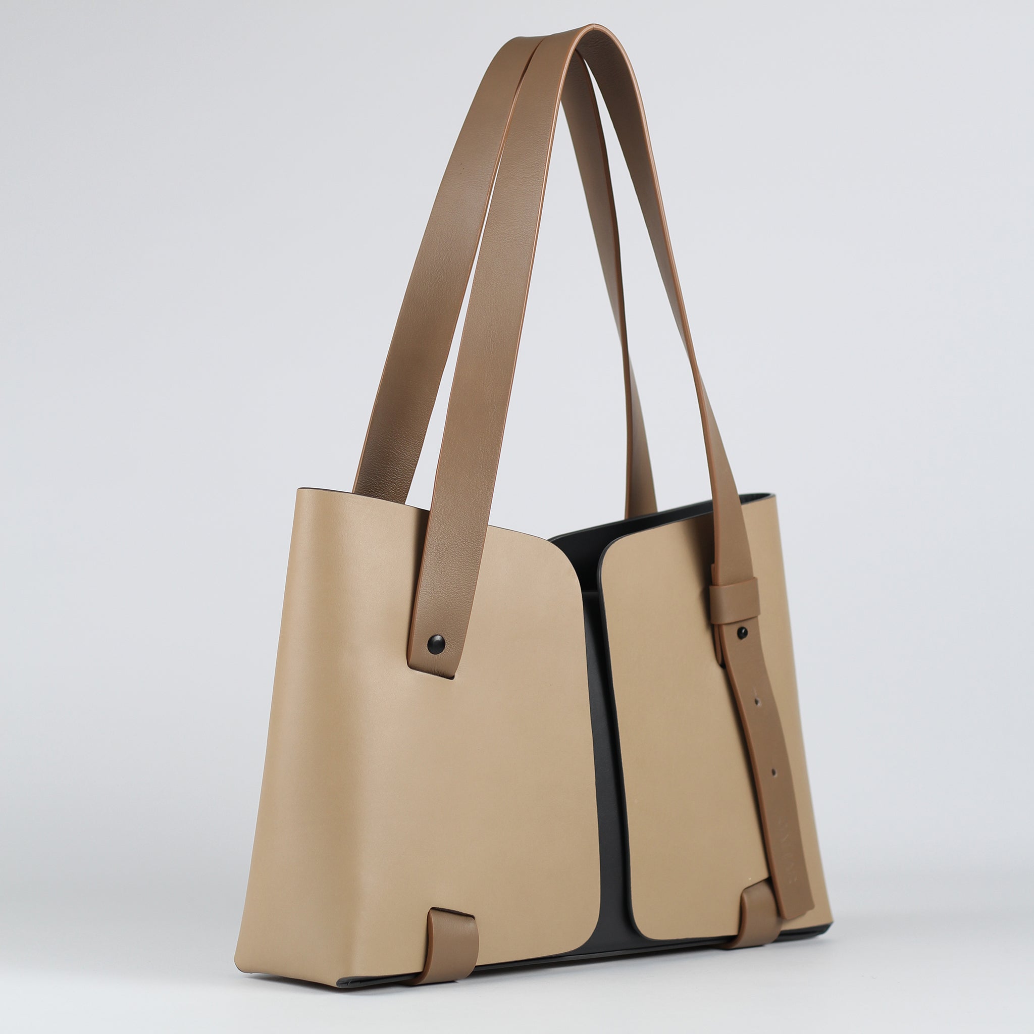 PRE ORDER - Panache horizontal tote in Cappuccino