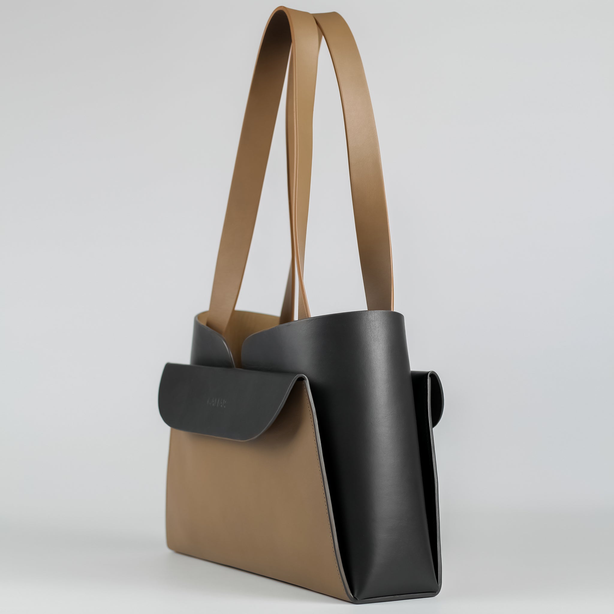 PRE ORDER - Reverie horizontal tote in Asphalt Espresso