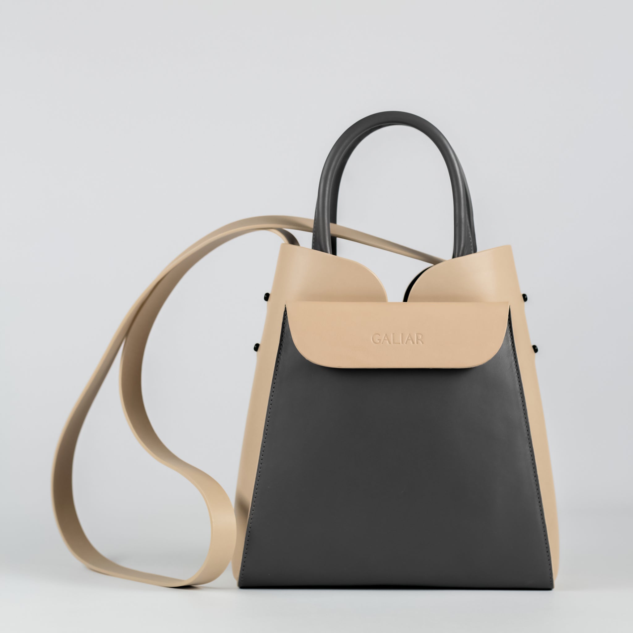 PRE ORDER - Reverie square tote in Skyline Dust