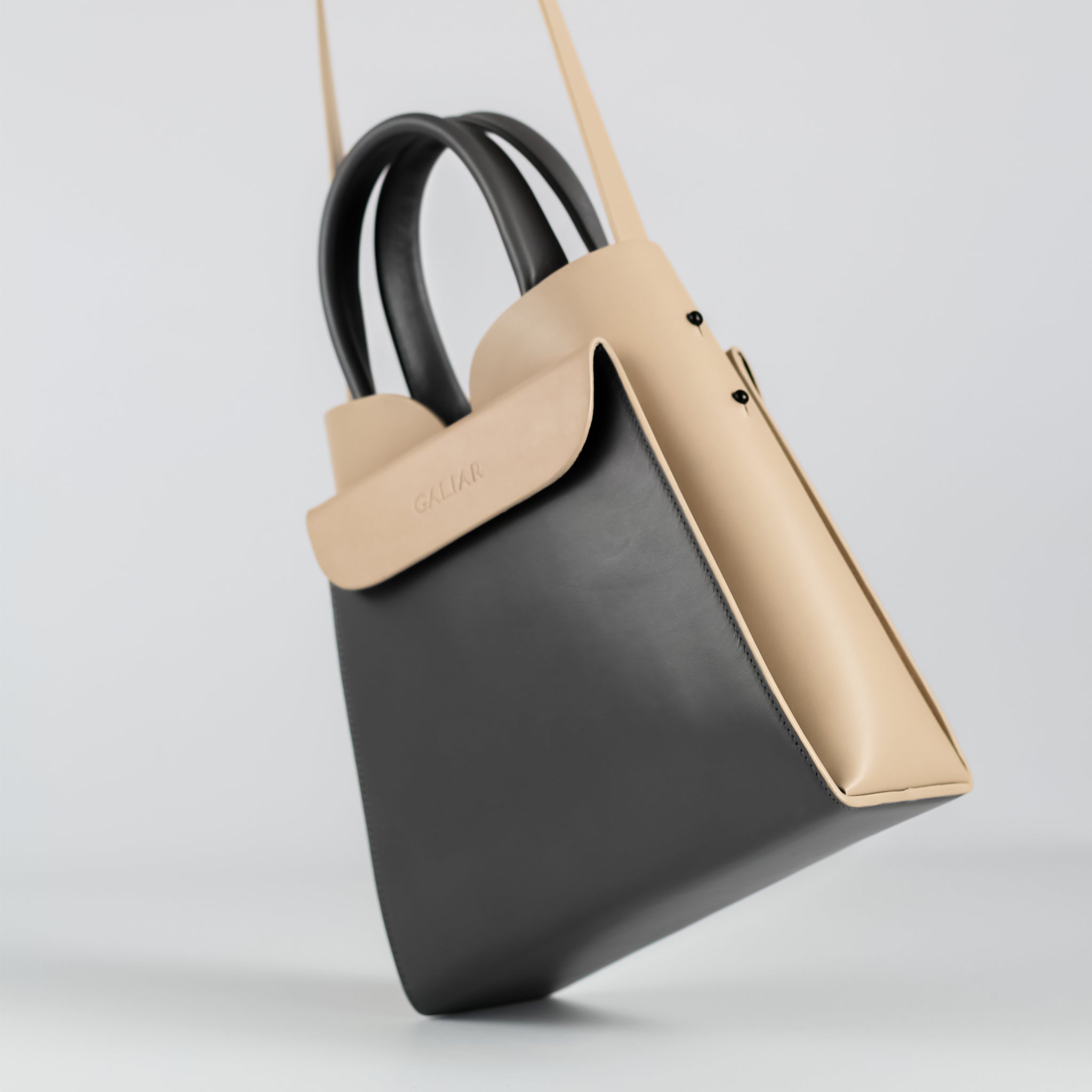 PRE ORDER - Reverie square tote in Skyline Dust