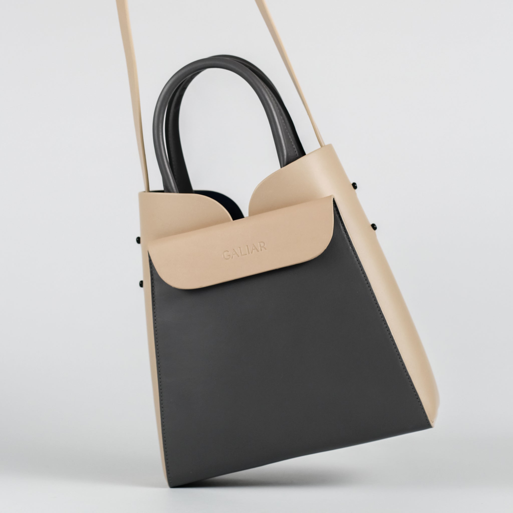 PRE ORDER - Reverie square tote in Skyline Dust