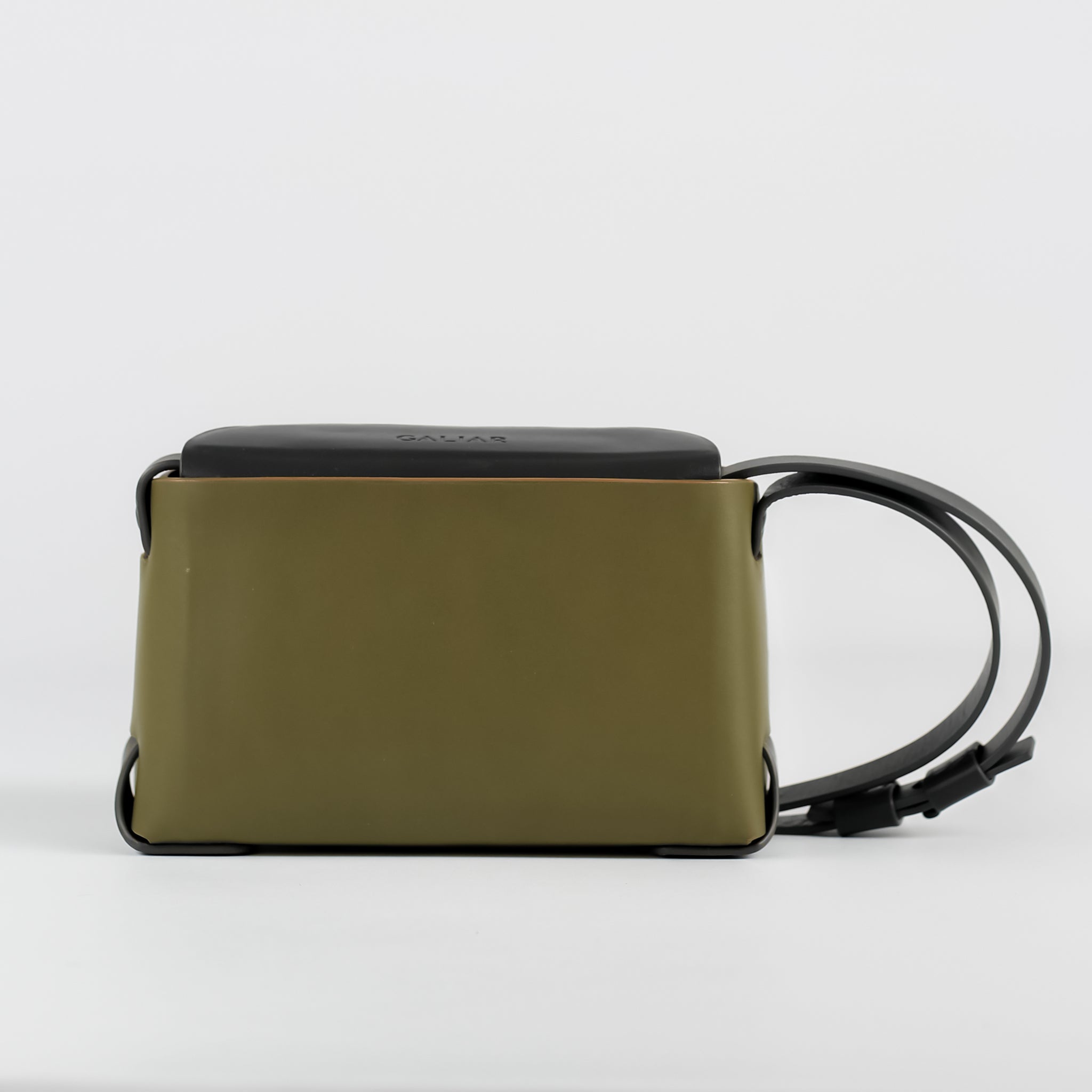 PRE ORDER - Elan small crossbody bag in Concrete Sage