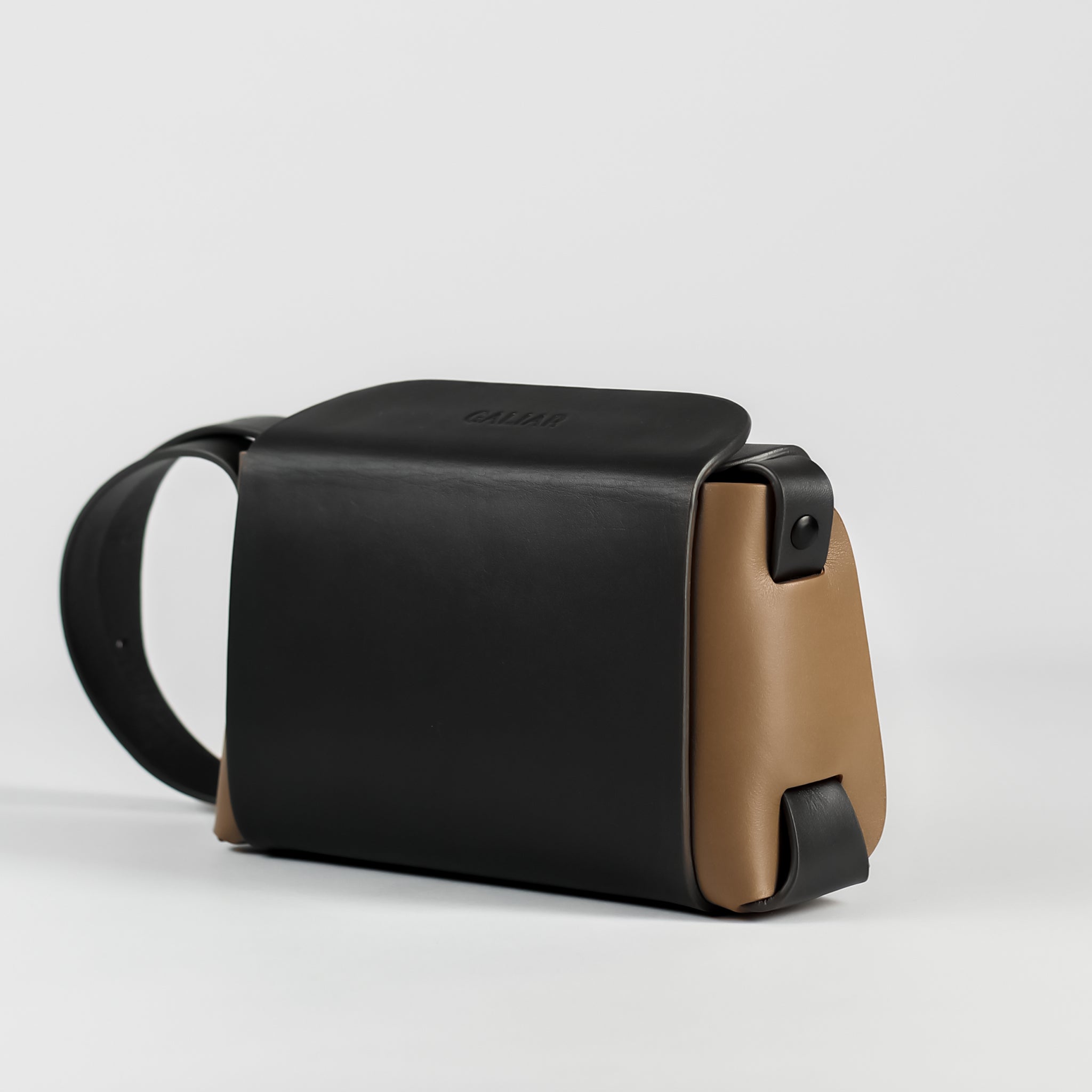 PRE ORDER - Eclat small crossbody bag in Asphalt Espresso