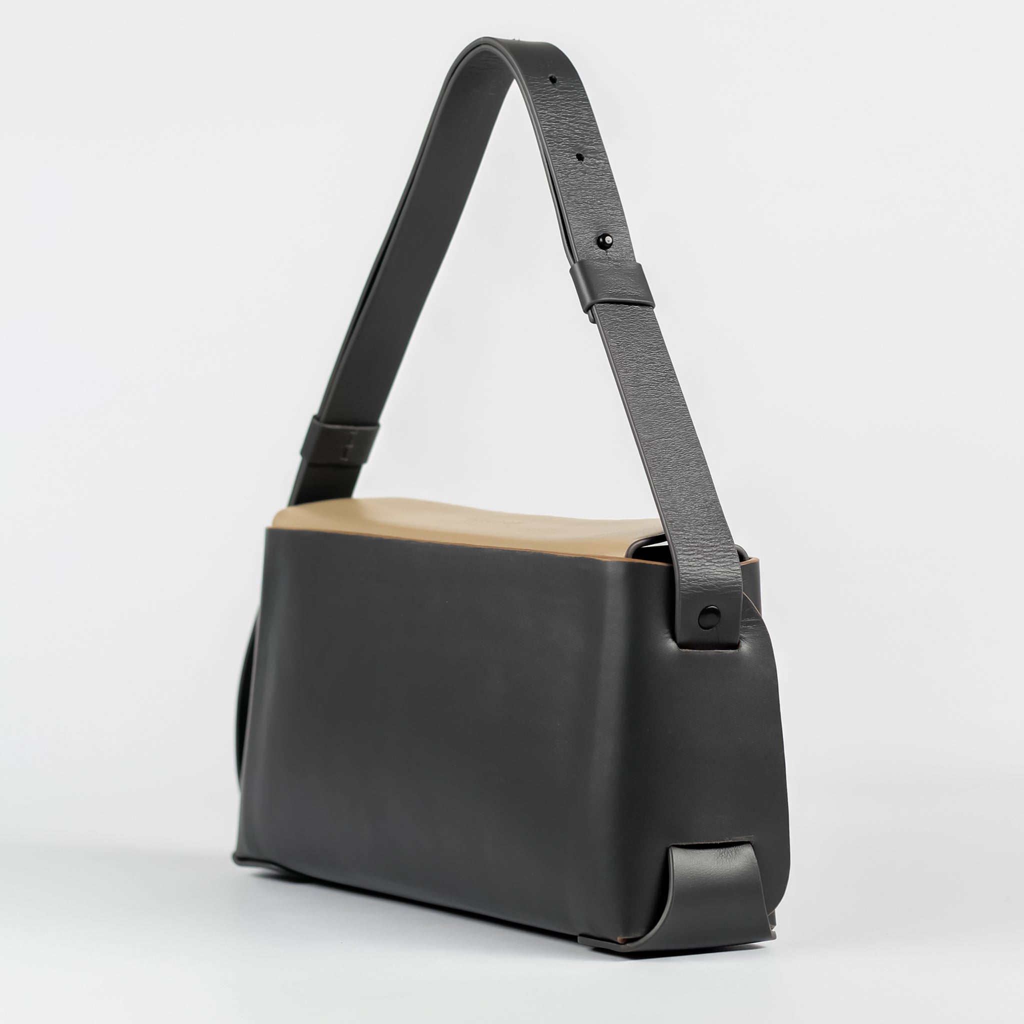 PRE ORDER - Elan shoulder bag in Asphalt Espresso